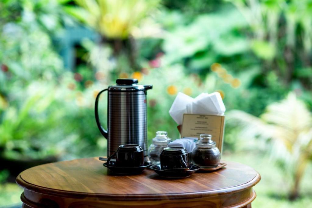 Shindu Homestay Room 6 Ubud  Luaran gambar